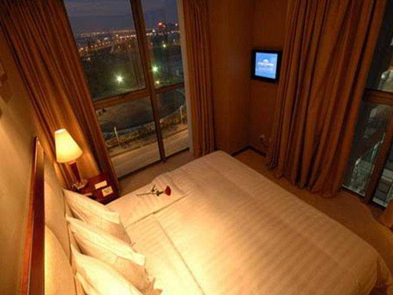 Howard Johnson Hotel Zhangjiang Shanghai Exteriör bild